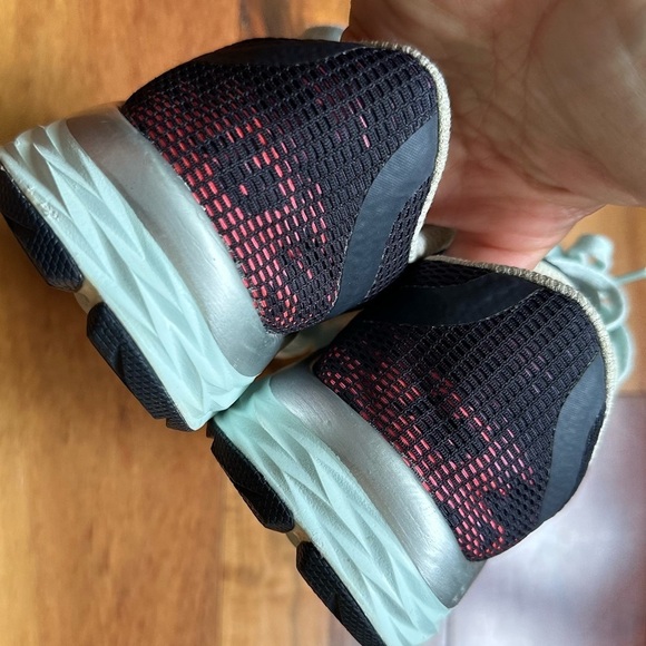 New Balance 790 V6 Running Sneakers - Picture 5 of 8